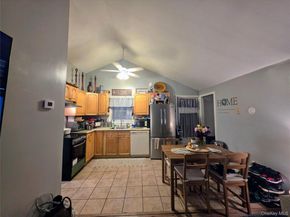 117 Maple Avenue, Flanders NY 11901