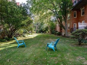 26 Hamilton Place A2, Garden City NY 11530