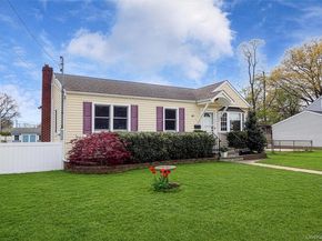 821 10th Street, West Babylon NY 11704