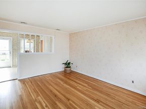821 10th Street, West Babylon NY 11704