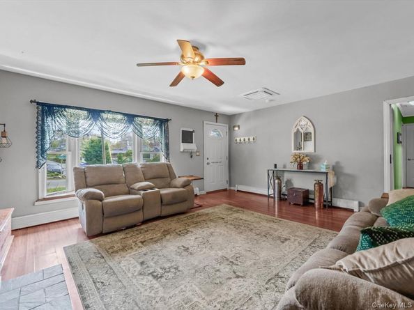 223 Locust Drive, Rocky Point NY 11778