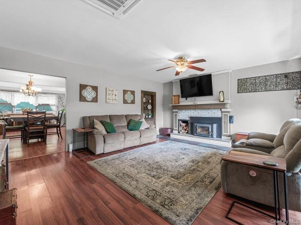 223 Locust Drive, Rocky Point NY 11778