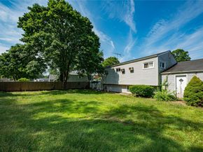 939 Thompson Drive, Bay Shore NY 11706