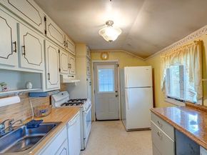 939 Thompson Drive, Bay Shore NY 11706