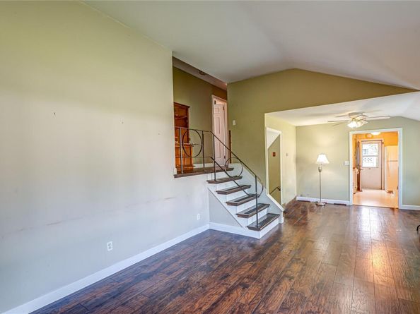 939 Thompson Drive, Bay Shore NY 11706