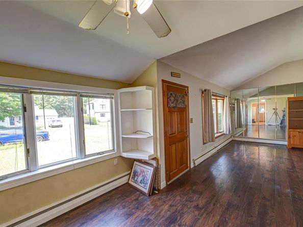 939 Thompson Drive, Bay Shore NY 11706