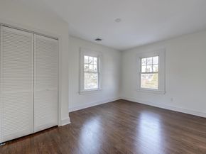 27 Locust Lane, Oyster Bay NY 11771