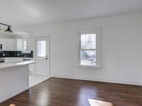 27 Locust Lane, Oyster Bay NY 11771