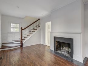 27 Locust Lane, Oyster Bay NY 11771
