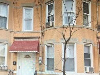 75-16 62 Street