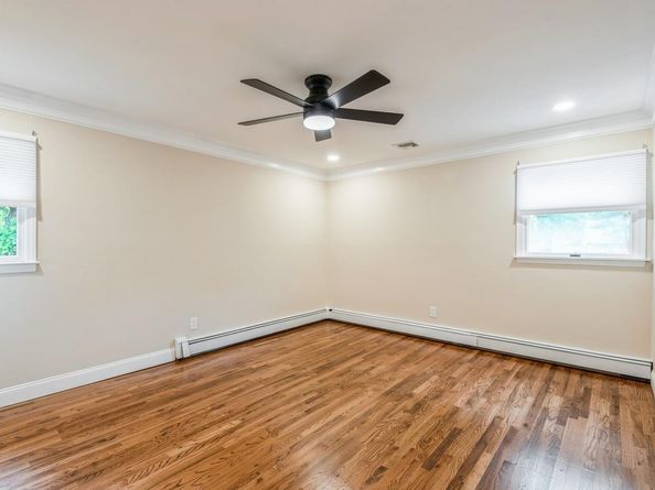 24 Victory Street, Ronkonkoma NY 11779