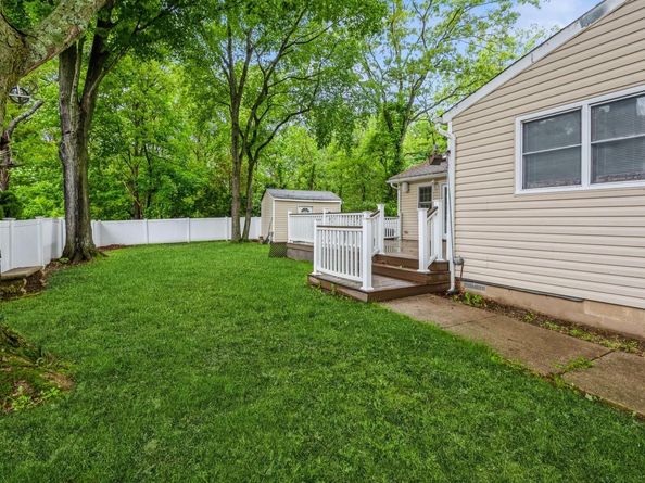 24 Victory Street, Ronkonkoma NY 11779