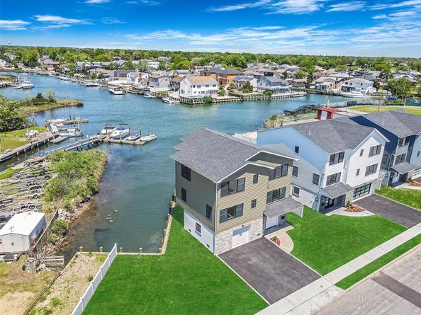 237 Mott Street, Oceanside NY 11572