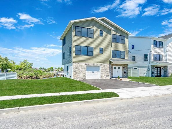 237 Mott Street, Oceanside NY 11572