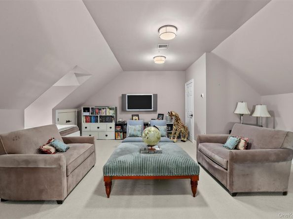 2 Cerf Lane, Mount Kisco NY 10549