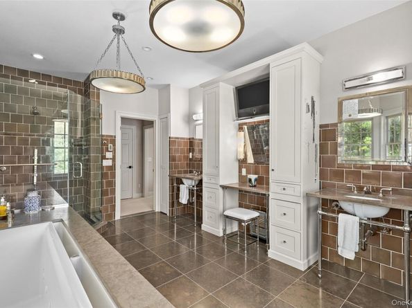 2 Cerf Lane, Mount Kisco NY 10549