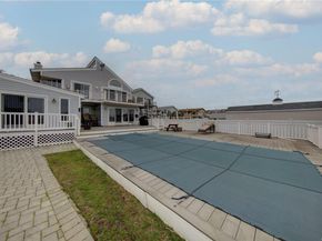 738 Shore Walk, Lindenhurst NY 11757