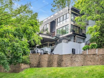 112 Scudders Lane