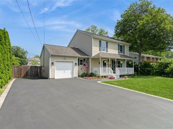 15 Loughlin Drive