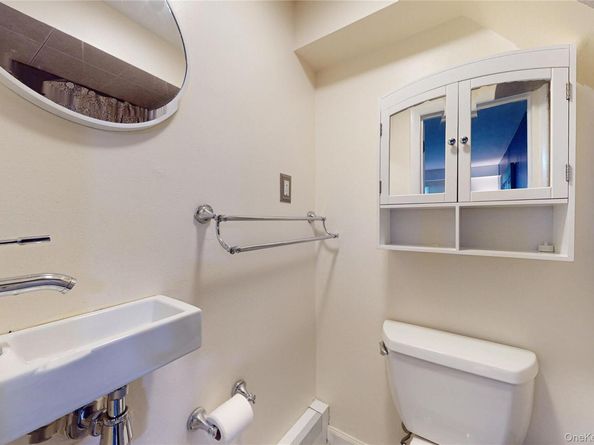 33 Hollowbrook Court N, Cortlandt Manor NY 10567