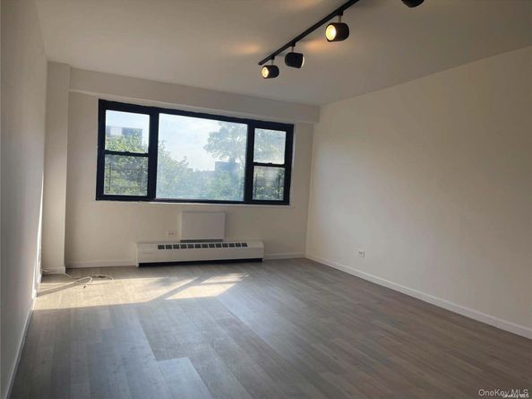 83-60 118th Street 7K, Kew Gardens NY 11415
