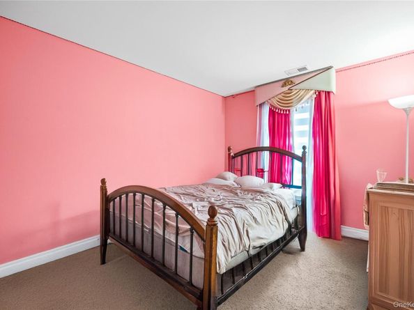 924 Otsego Court, West Hempstead NY 11552