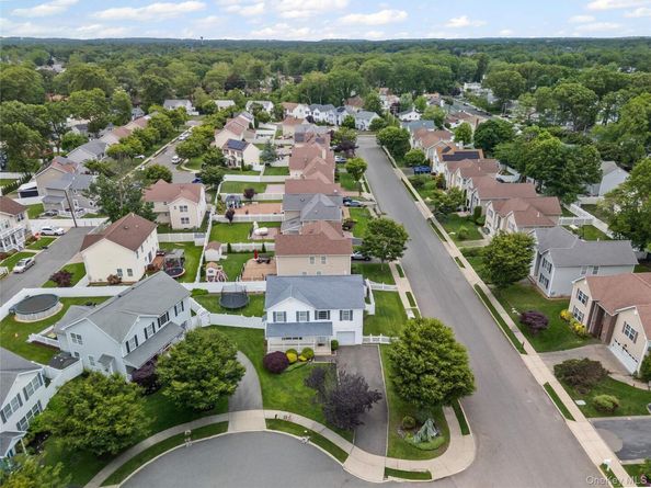 924 Otsego Court, West Hempstead NY 11552