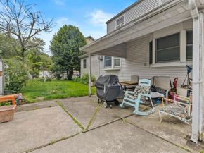84 Charles Street, Mineola NY 11501