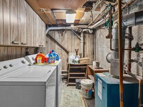 84 Charles Street, Mineola NY 11501