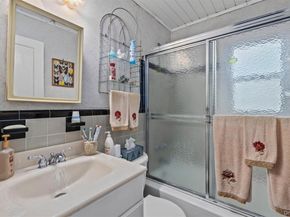 84 Charles Street, Mineola NY 11501