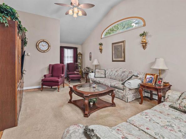 84 Charles Street, Mineola NY 11501