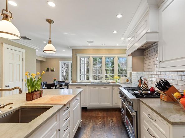 49 Moore Road, Bronxville NY 10708