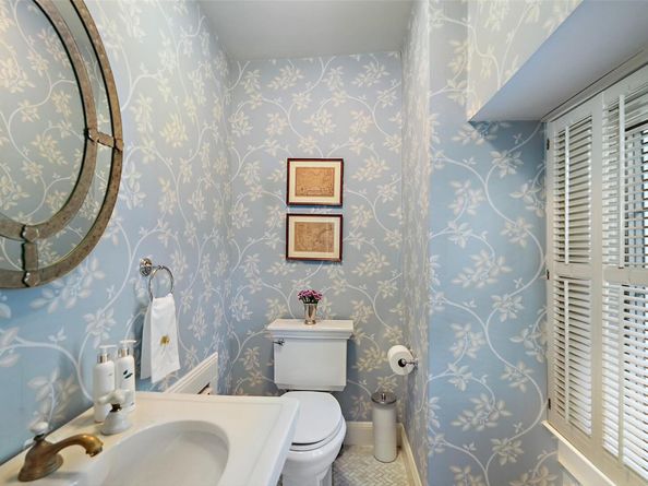 49 Moore Road, Bronxville NY 10708