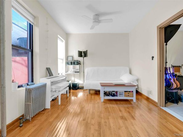 2146 Cortelyou Road 1R, Brooklyn NY 11226