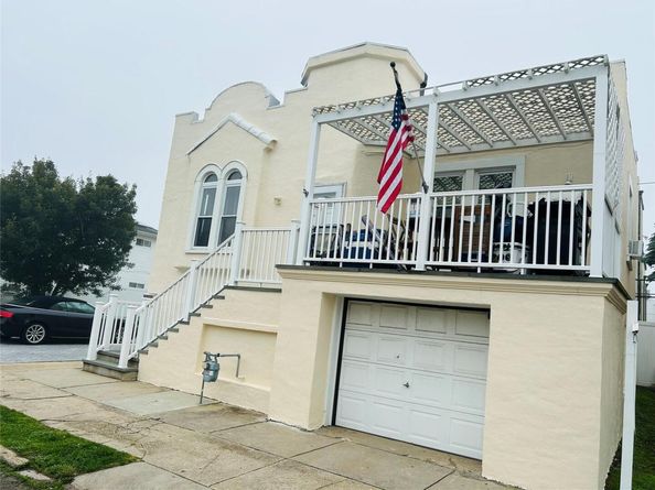 105 Mitchell Avenue, Long Beach NY 11561