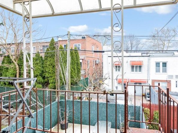 2556 E 26th Street, Brooklyn NY 11229