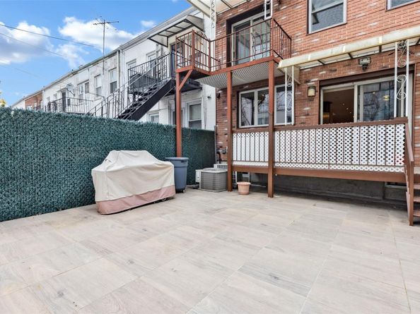 2556 E 26th Street, Brooklyn NY 11229