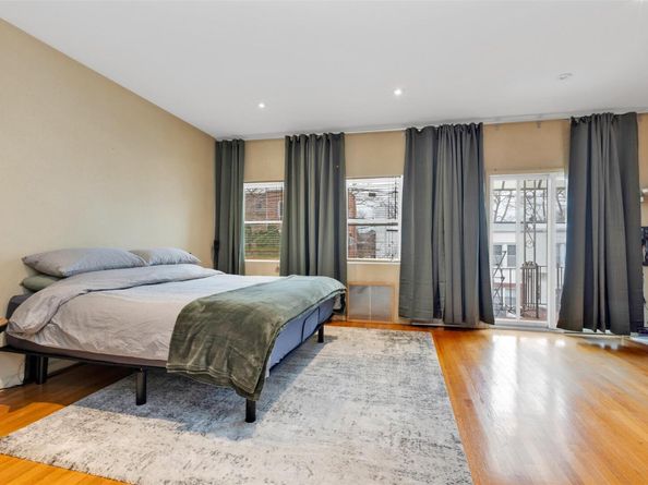 2556 E 26th Street, Brooklyn NY 11229