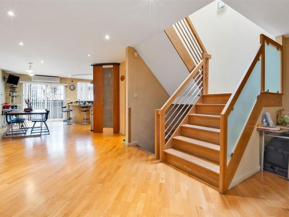 2556 E 26th Street, Brooklyn NY 11229