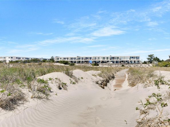 279 Dune Road 2, Westhampton Beach NY 11978