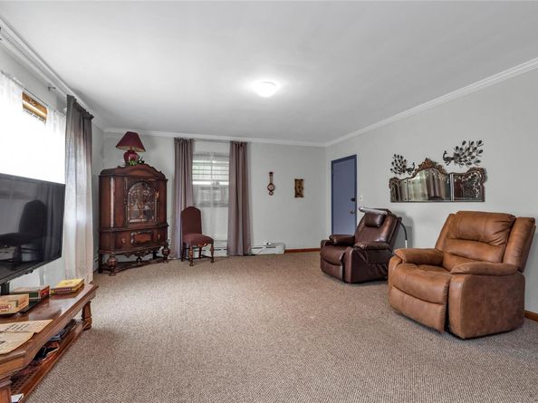 420 Old Country Road, Melville NY 11747