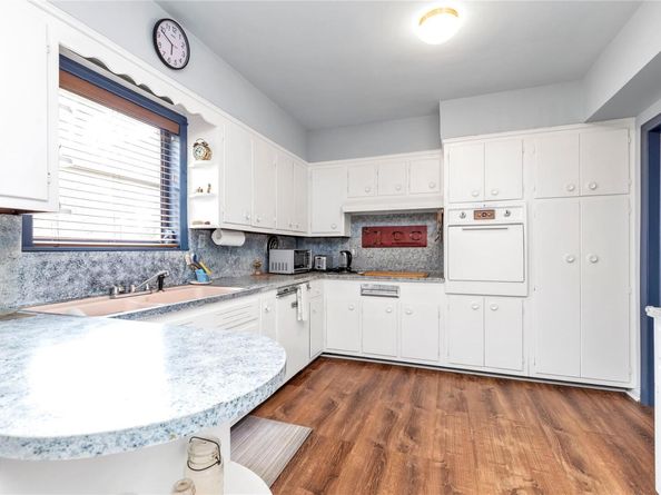 420 Old Country Road, Melville NY 11747