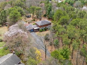 420 Old Country Road, Melville NY 11747