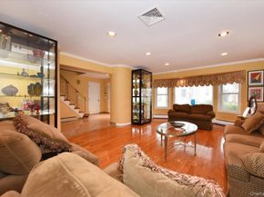 748 Sherwood Street, North Woodmere NY 11581