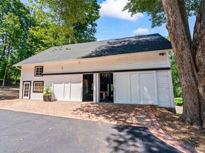 77 Cove Road, Oyster Bay Cove NY 11771
