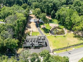 77 Cove Road, Oyster Bay Cove NY 11771
