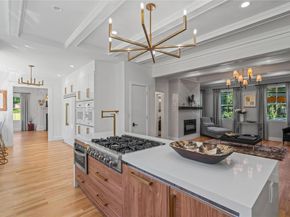 77 Cove Road, Oyster Bay Cove NY 11771
