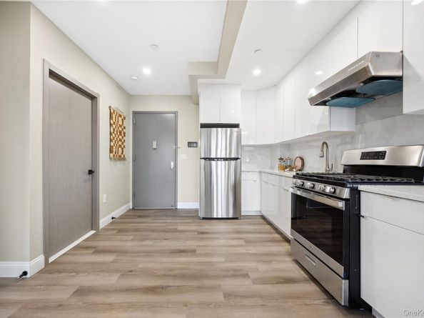 163-07 72nd Ave 2C, Fresh Meadows NY 11365