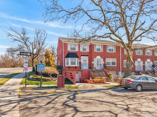 62-01 Douglaston Parkway, Douglaston NY 11362