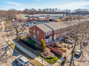 62-01 Douglaston Parkway, Douglaston NY 11362
